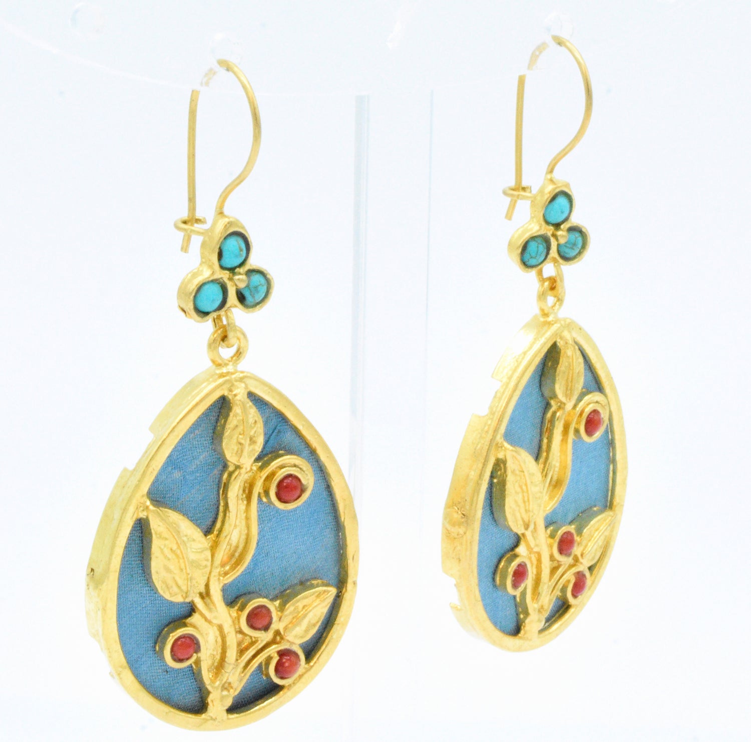 Aylas Red coral & Turquoise earrings - Gold plated semi-precious gemstone - Handmade in Ottoman style