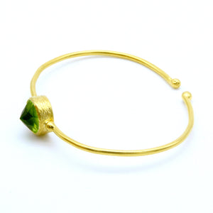 Aylas Peridot cuff/ bracelet - Gold plated semi precious gemstone - Handmade in Ottoman Style